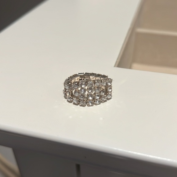 size 7 bling ring - Picture 3 of 3